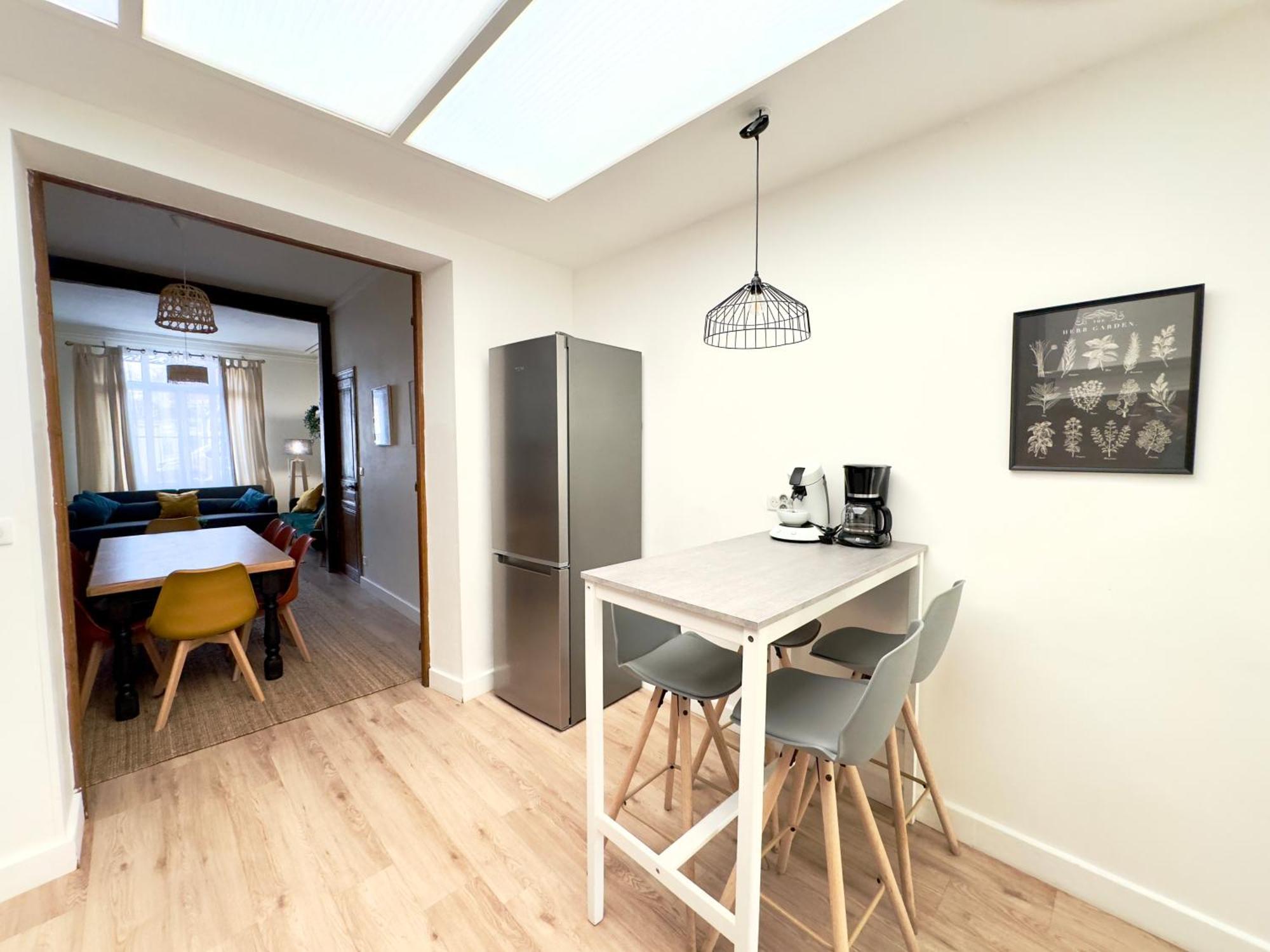 4 Chambres - Grande Maison - Parking - Jardin Amiens Eksteriør billede